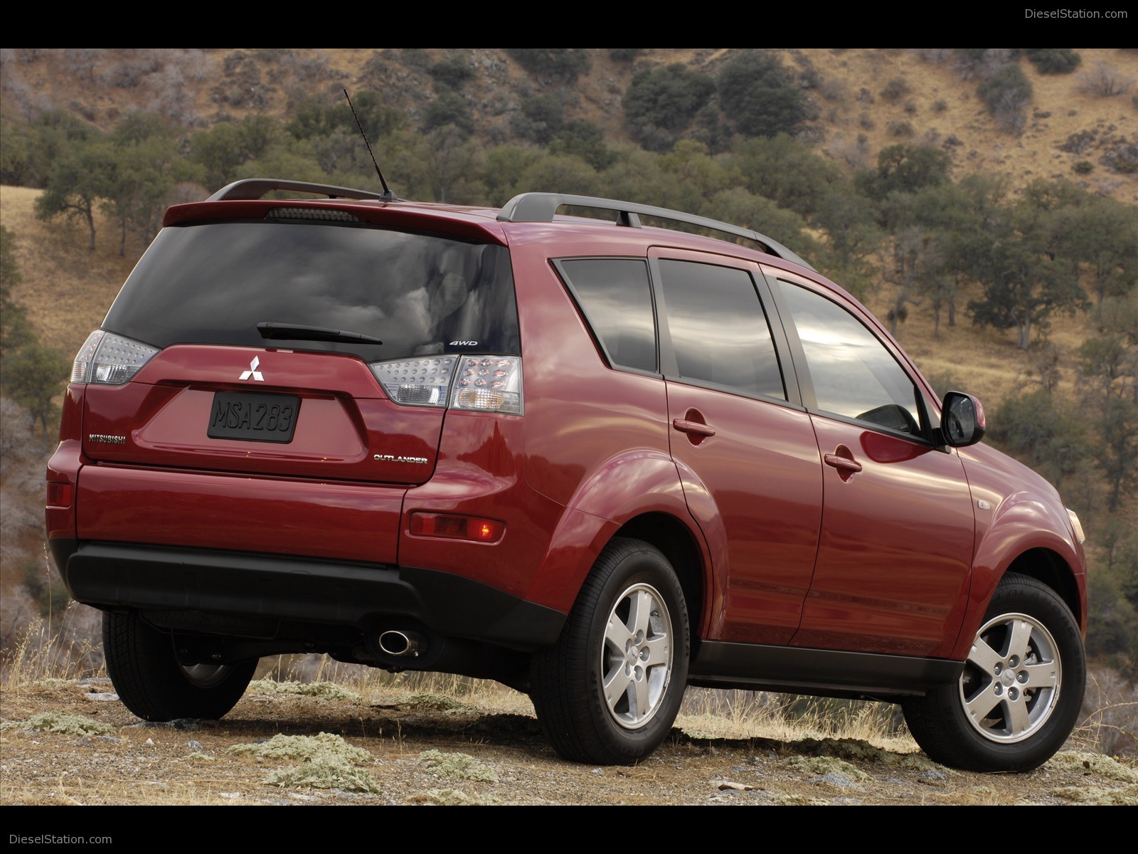 Mitsubishi Outlander ES